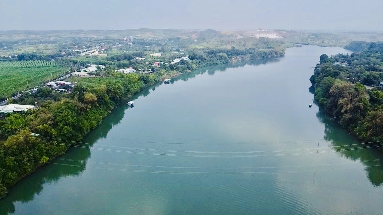Aerial sông Đồng Nai uốn lượn qua Bắc Tân Uyên